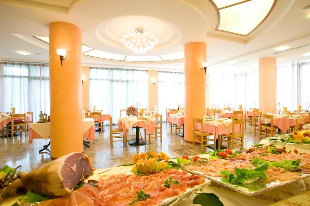Hotel Costaverde Cesenatico Dış mekan fotoğraf