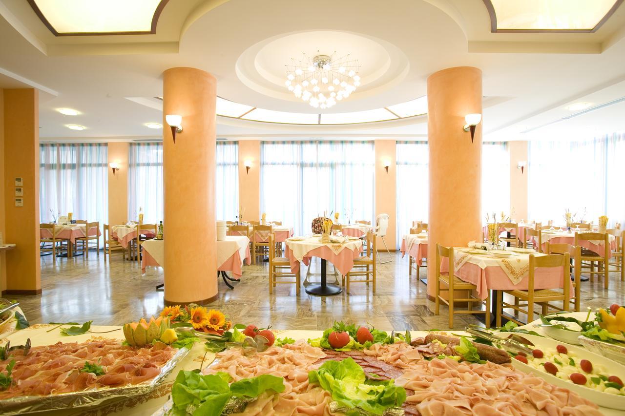 Hotel Costaverde Cesenatico Dış mekan fotoğraf